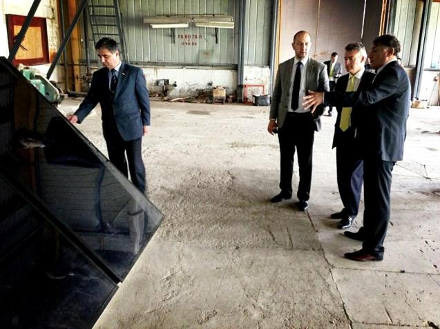 The visit includes a visit to the Free Economic Zone near Khujand where they visit factories making Solar panel factory, paint factory, window frames. Businesses tell Leigh Turner they are ‘desperately short of trained staff’, one area in which the UK can help.