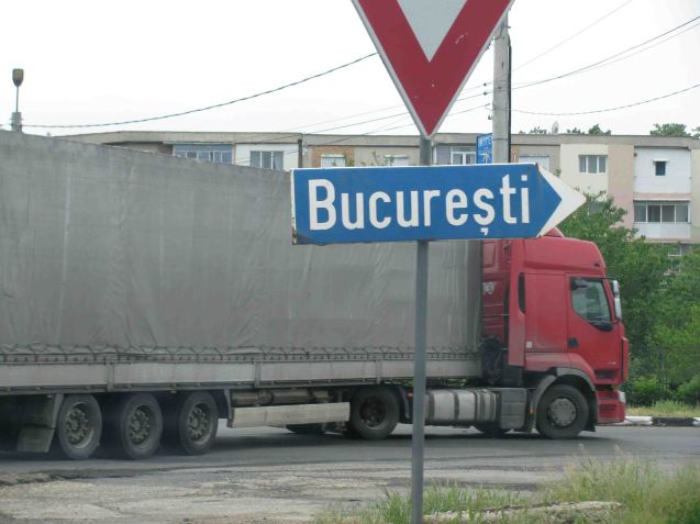 Rigidly keeping to the initial 50kph (31mph) speed limit sees us overtaken by a truck.