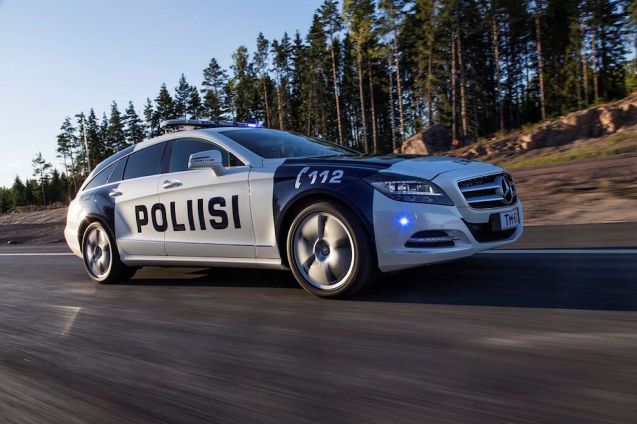 Finnish police have taken delivery of a new toy, a Mercedes CLS Shooting Brake 350CDI 4MATIC.