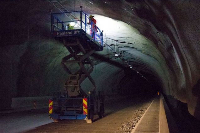Borlaugstunnelen: the 4,050m tunnel was dug last year. Now there's just thepaving to fiish and the DAB radio reception to install.