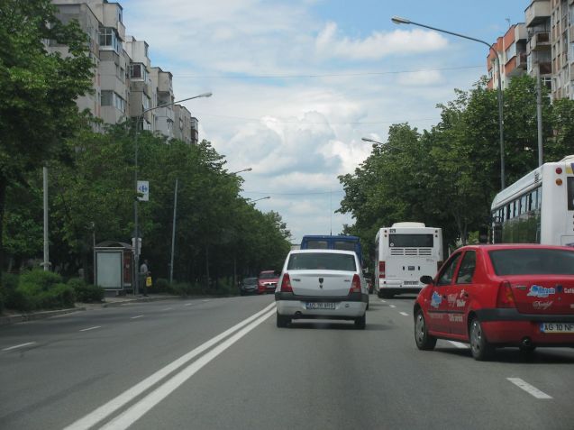 Dacias in Pitesti, central Romania. The factory is actually at Mioveni, ten miles north. Photo @DriveEurope.