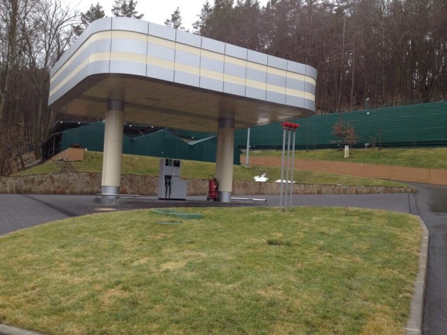 Yanukovych even had his own petrol station, possibly the most tasteful part of the entire xxx hectare estate which also featured a distressed tableaux of Greek columns and a snake skin sofa in the sauna. 