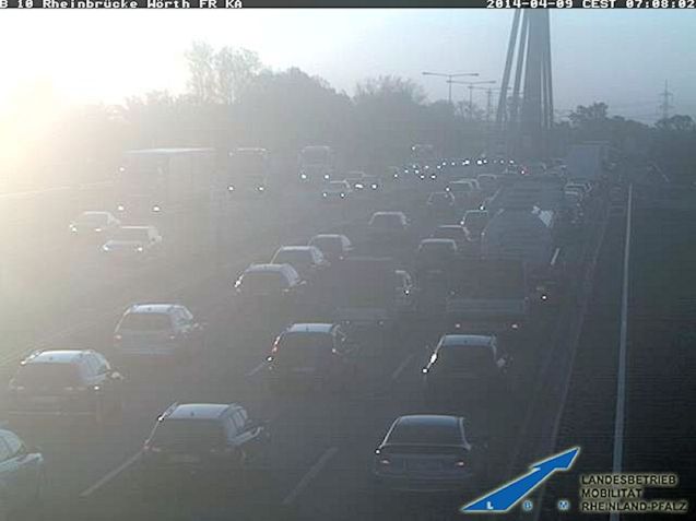 a65 rheinbrucke traffic