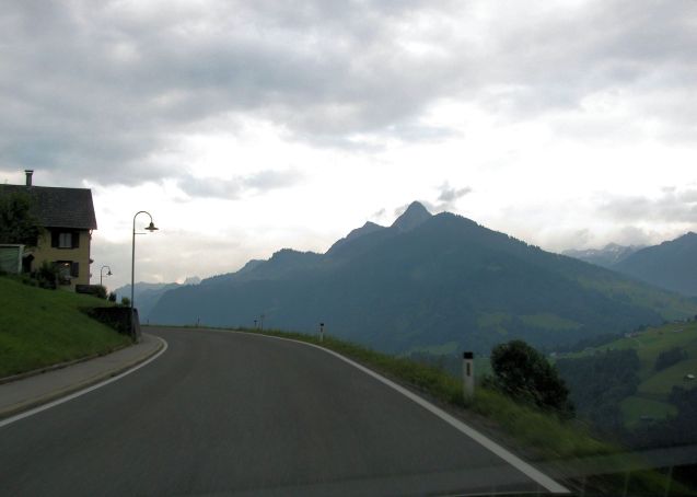 L93 Faschinajoch runs a winding 19 miles vaguely north-south between Bludenz and Damuls in the Bregenz Forest Mountains – part of the Northern Limestone Alps – in the northern part of westernmost Austria (Vorarlberg), to the east of Lake Constance (Bodensee).