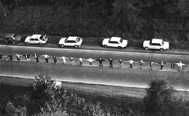 Two million people joined hands in a chain stretching 600km through Lithuania, Latvia and Estonia on 23 August 1989, known as ‘The Baltic Way’, also the 50th anniversary of the Nazi-Soviet Molotov-Ribbentrop Pact which secretly divided Europe and hived off the three Baltic States under Stalin. The 1989 demo marked the Baltic States’ determination to achieve independence during the breakup of the Soviet Union. The chain followed the route of the now Via Baltica, north from Kaunas to Riga, but then branched off east then north to Estonian capital Tallinn. A number of events will be held this weekend to commemorate the 25th anniversary, see @BalticWay.