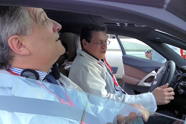 New European Commission Transport Commissioner Maros Sefcovic, right. Photo Europa.eu