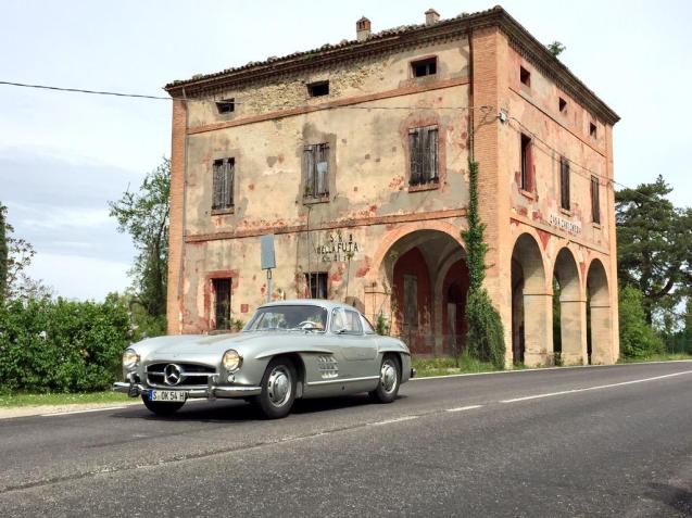 Mercedes-Benz on Futa and Raticosa for Mille MIglia tribute. More later.