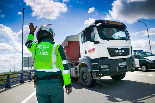 Photo via @GuardiaCivil