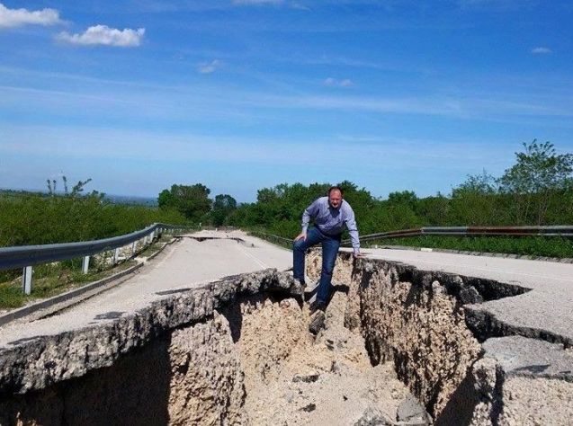 A Bulgarian politician is not happy about the state of the road between Vidin and Zajecar in Serbia. More later.
