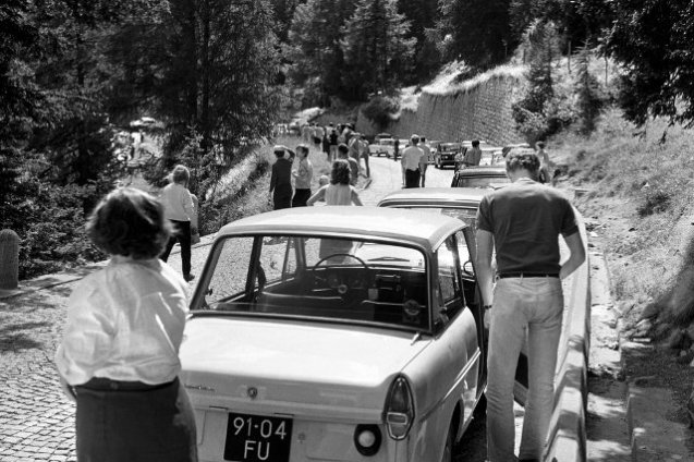 No end in sight: the Swiss will hold a national referendum, probably in October, to decide on whether to build a second tube for the Gotthard Tunnel. A recent poll in Blick says more than seventy percent of voters are in favour but, even if it is built, it won’t mean an end to the queues. After the first tube is refurbished, by 20206, at best the second will carry one lane of traffic (it might even be filled in). Meanwhile, the only hope of – some - relief is if freight traffic is transferred to the new Gotthard railway tunnel due next year.