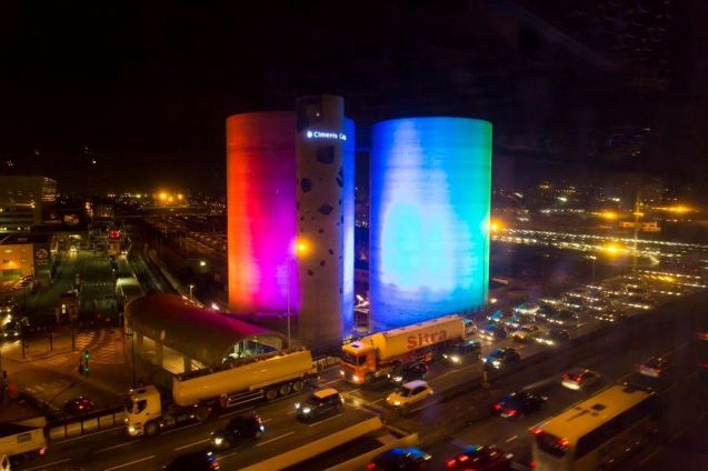 New 'Solar Wind' show beside the peripherique in south east Paris. More later.