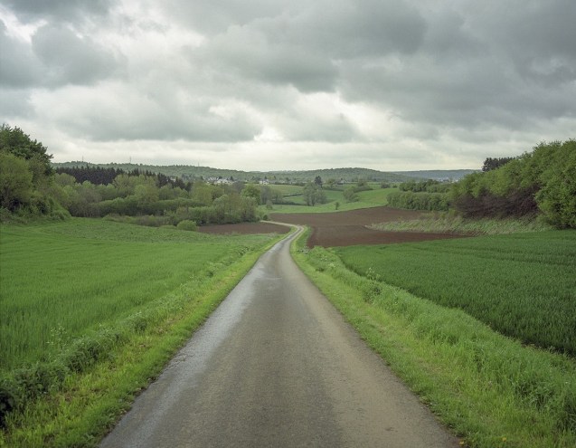 Rounding up recent border hotspots. More later. Photo Valerio Vincenzo - the Belgian-Luxembourg border, part of a series Borderline, Frontiers of Peace