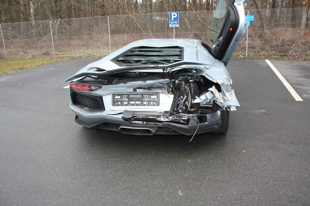 Driver fined thousands of euros for driving his crashed Lamborghini through Germany. More later.