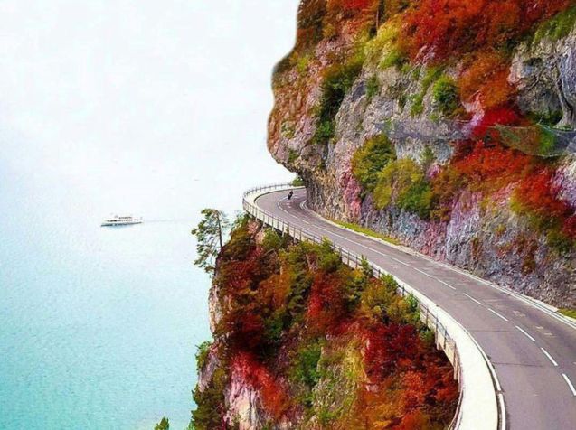 A quick look at Lake Thun. More later.